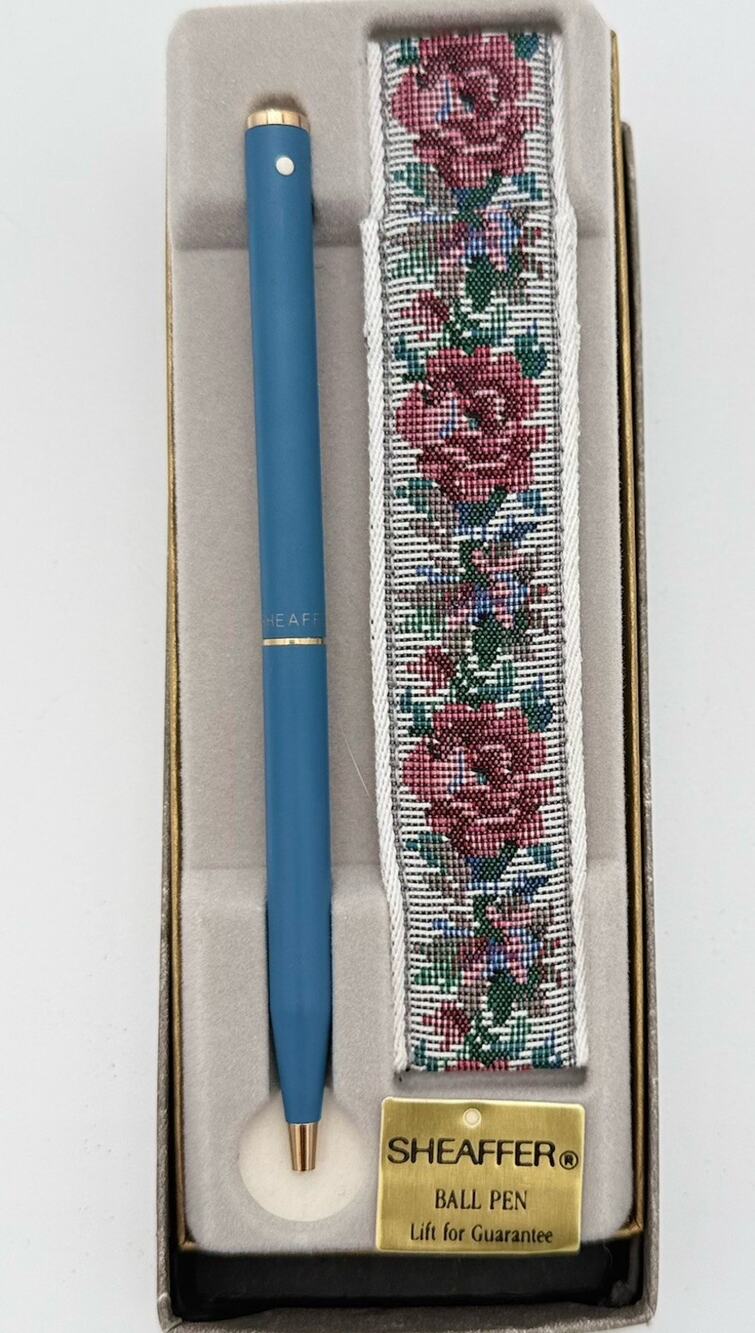 Vintage Sheaffer Blue Fashion Ballpoint Pen Rose Tapestry Pouch Case Box Set